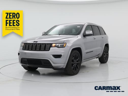 Silver 2018 Jeep Grand Cherokee Altitude
