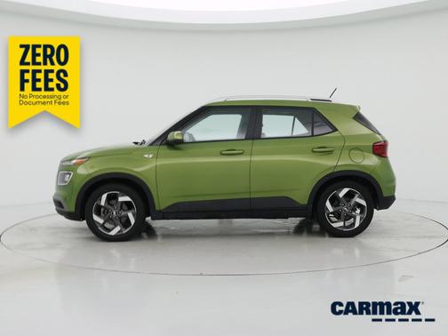Green 2023 Hyundai VENUE SEL