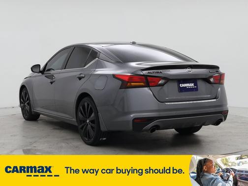 2022 Nissan Altima SR