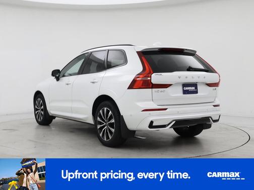 2023 Volvo XC60 B5 Plus Dark Theme