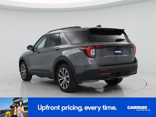 Gray 2025 Ford Explorer ST-Line