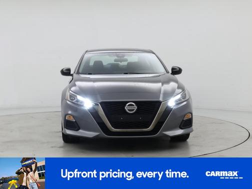 2022 Nissan Altima SR