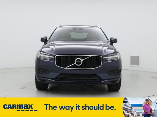 2020 Volvo XC60 T5 Momentum