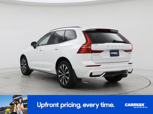 2023 Volvo XC60 B5 Plus Dark Theme