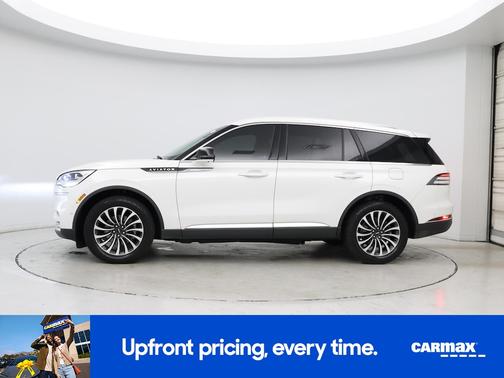 White 2023 Lincoln Aviator Reserve
