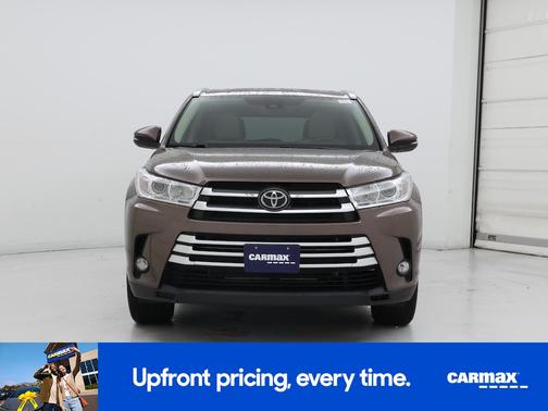 Gold 2018 Toyota Highlander XLE