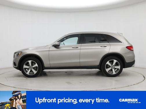 Gold 2019 Mercedes-Benz GLC 300