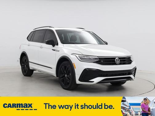 2022 Volkswagen Tiguan SE R-Line Black