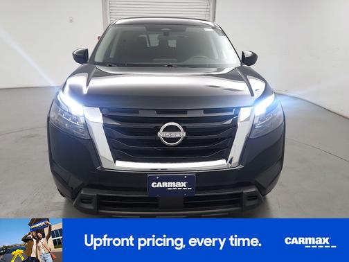 2024 Nissan Pathfinder S