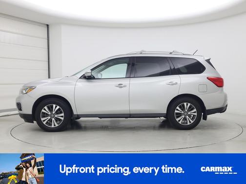 2017 Nissan Pathfinder SL