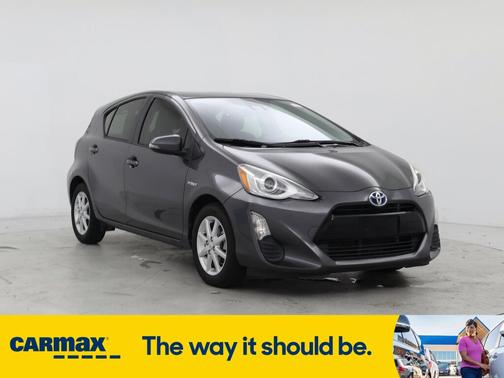 2016 Toyota Prius c Three