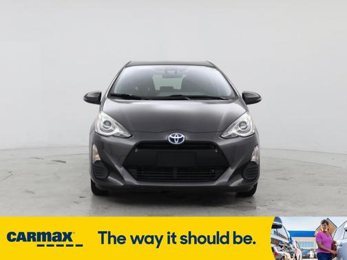 2016 Toyota Prius c Three