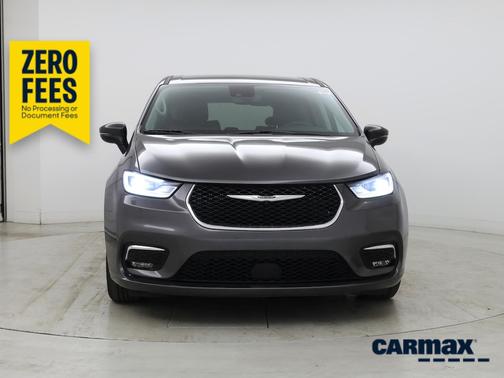 Gray 2023 Chrysler Pacifica Touring L