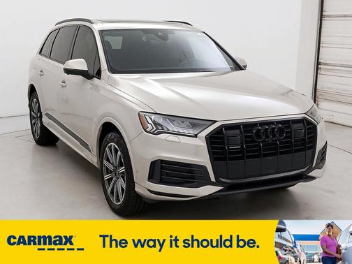 2023 Audi Q7 Premium Plus