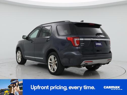 Gray 2017 Ford Explorer XLT