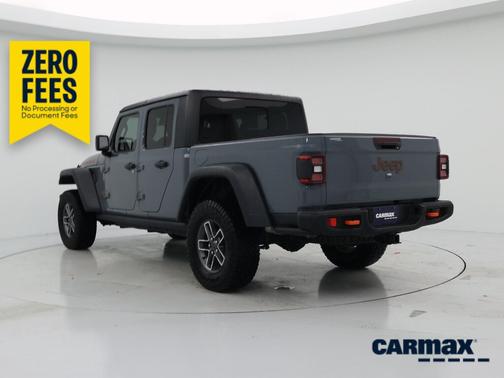 Gray 2024 Jeep Gladiator Mojave