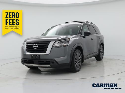 Gray 2023 Nissan Pathfinder SL