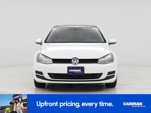 2017 Volkswagen Golf Wolfsburg Edition