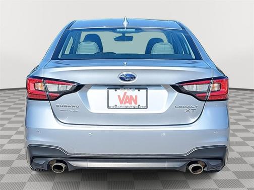 2022 Subaru Legacy Limited XT