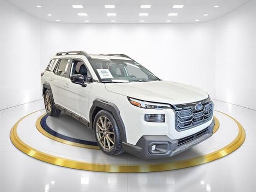 Crystal White Pearl 2026 Subaru Outback Premium