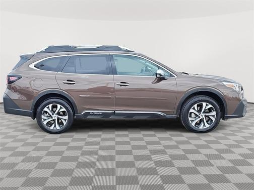 2022 Subaru Outback Touring