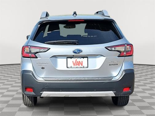 2025 Subaru Outback Touring
