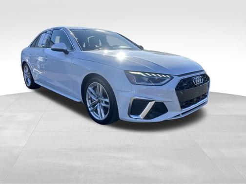 2024 Audi A4 45 S line Premium Plus