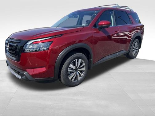 2025 Nissan Pathfinder SL 4WD