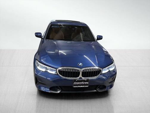 2022 BMW 330 xDrive