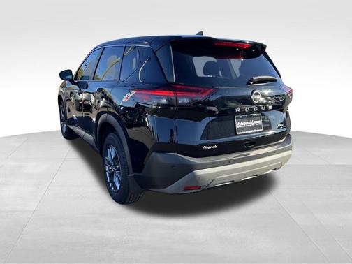 2022 Nissan Rogue S