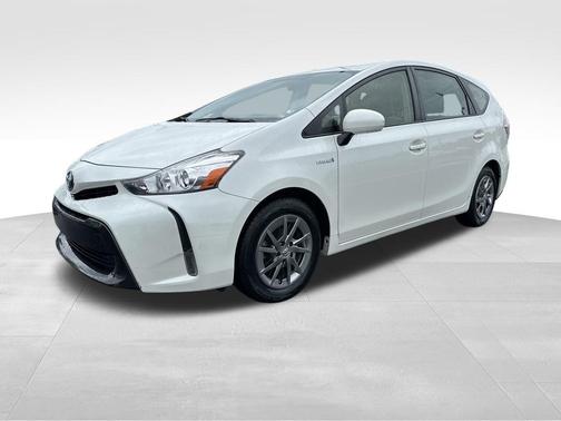 2017 Toyota Prius v Three