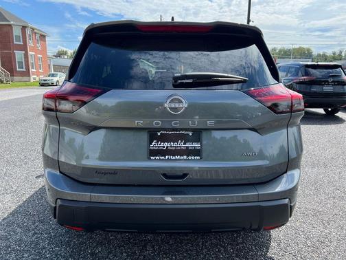2026 Nissan Rogue S
