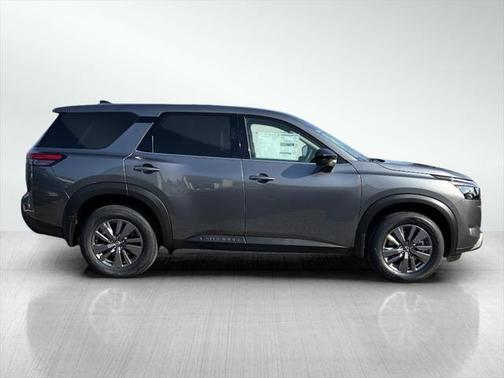 2025 Nissan Pathfinder S 4WD