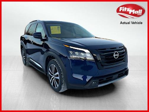 2025 Nissan Pathfinder Platinum 4WD