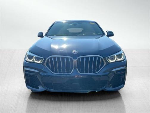 2022 BMW X6 M50i