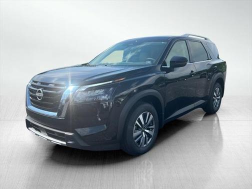 2025 Nissan Pathfinder SL 4WD