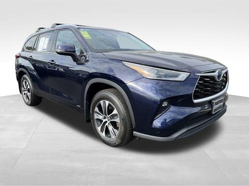 2021 Toyota Highlander Hybrid XLE