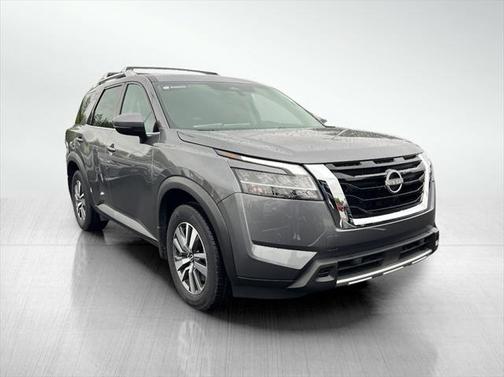 2024 Nissan Pathfinder SL 4WD