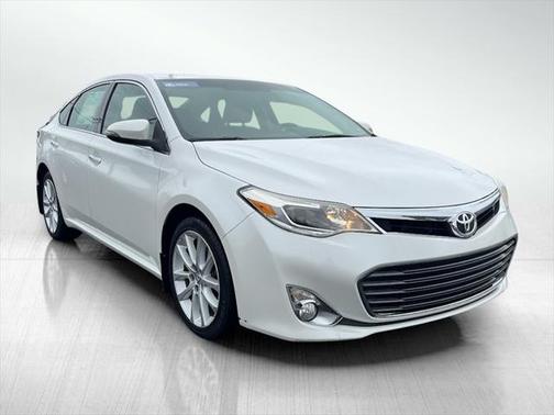 2013 Toyota Avalon XLE