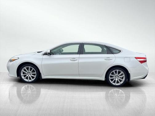 2013 Toyota Avalon XLE