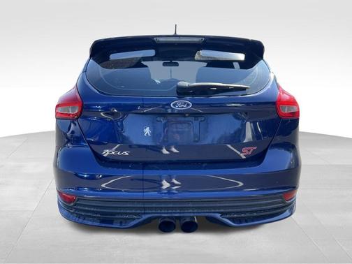 2016 Ford Focus ST ST