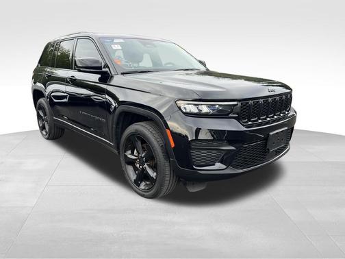 2023 Jeep Grand Cherokee Altitude