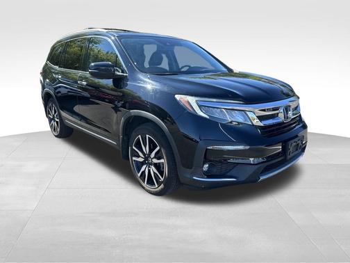 2021 Honda Pilot Touring 8-Passenger