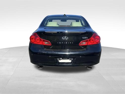2012 INFINITI G37x Base