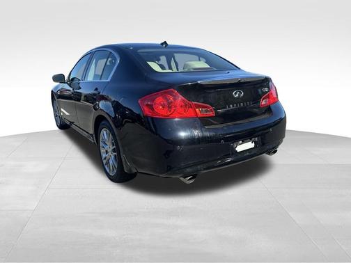 2012 INFINITI G37x Base