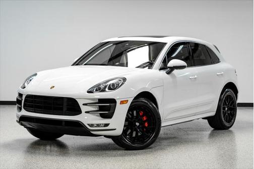 2016 Porsche Macan Turbo