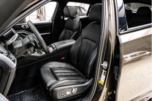 2020 BMW X6 M50i