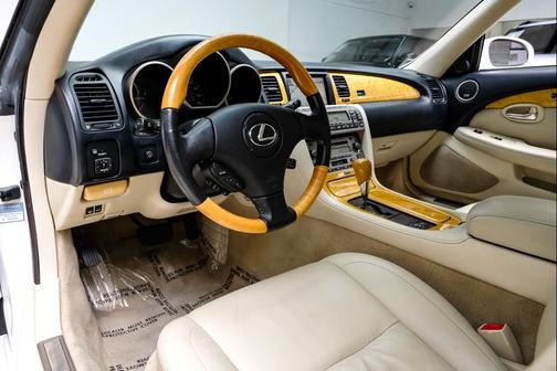 2004 Lexus SC 430 Base