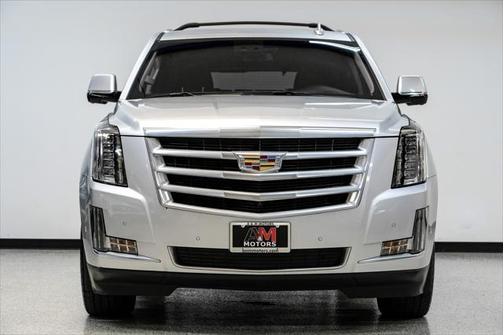 2018 Cadillac Escalade Luxury
