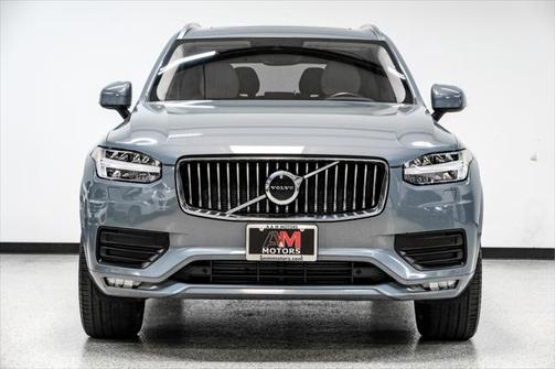 2021 Volvo XC90 T5 Momentum